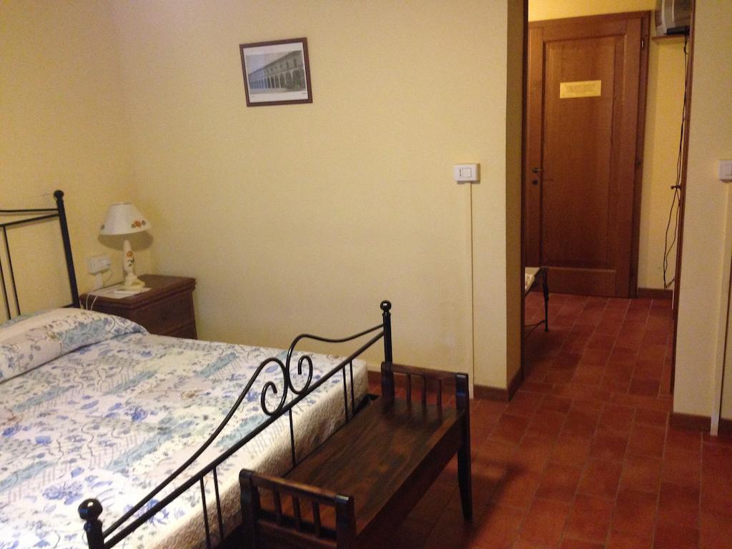 Agriturismo La Marletta Imola Chambre photo